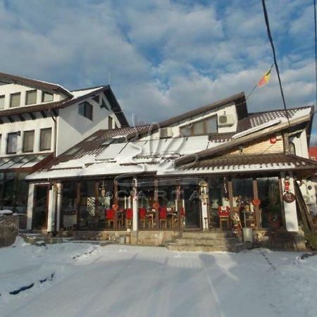 La Marele Moft Slănic Exterior foto